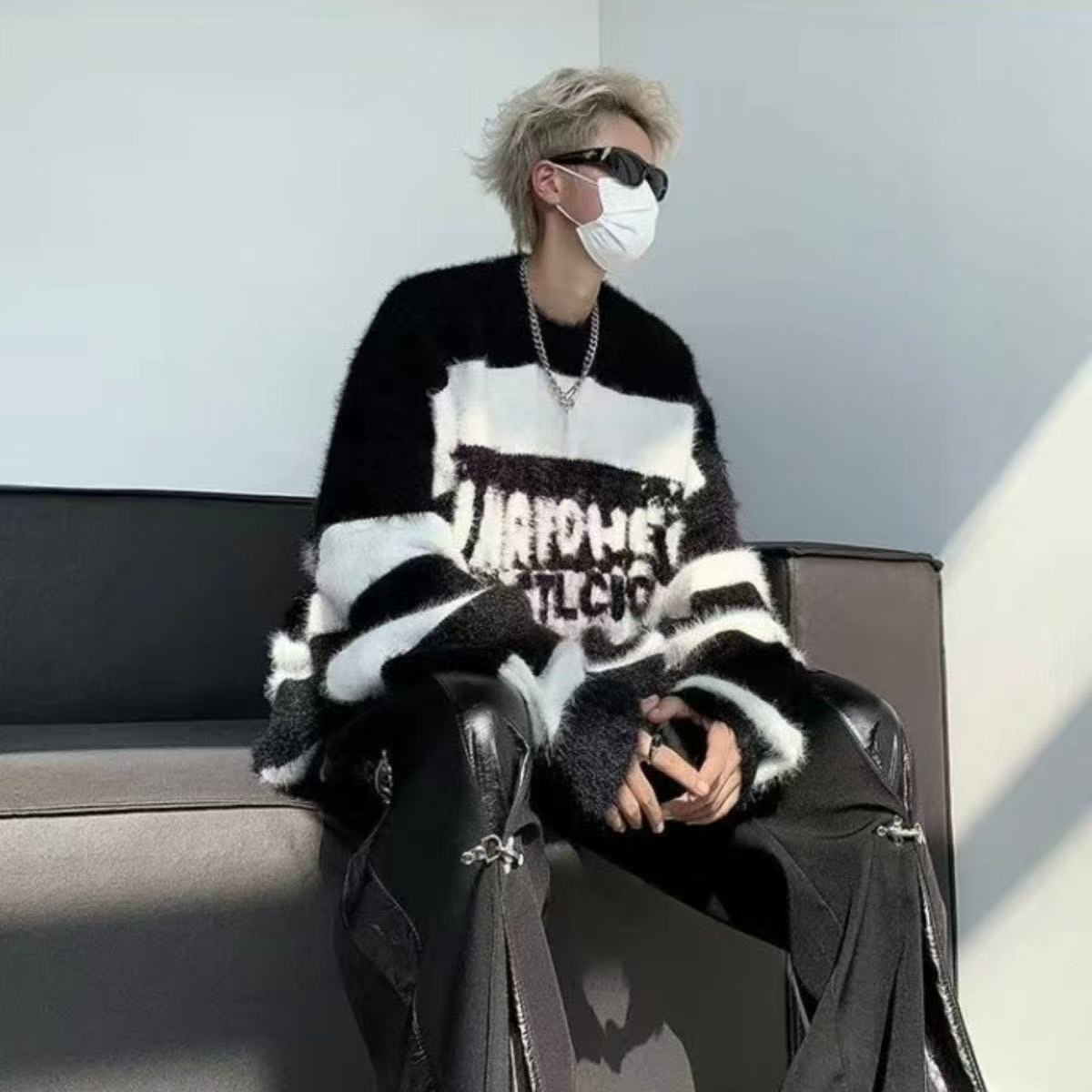 Sweater (Pengembangan jangkar)