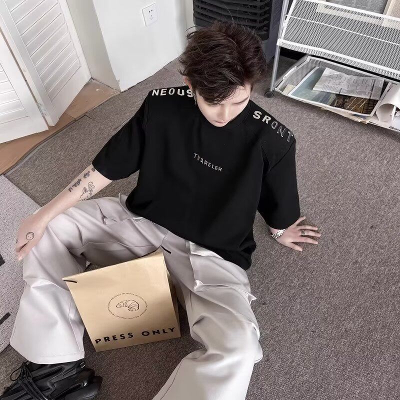 Mother's loose and stylish top(Anchor development)