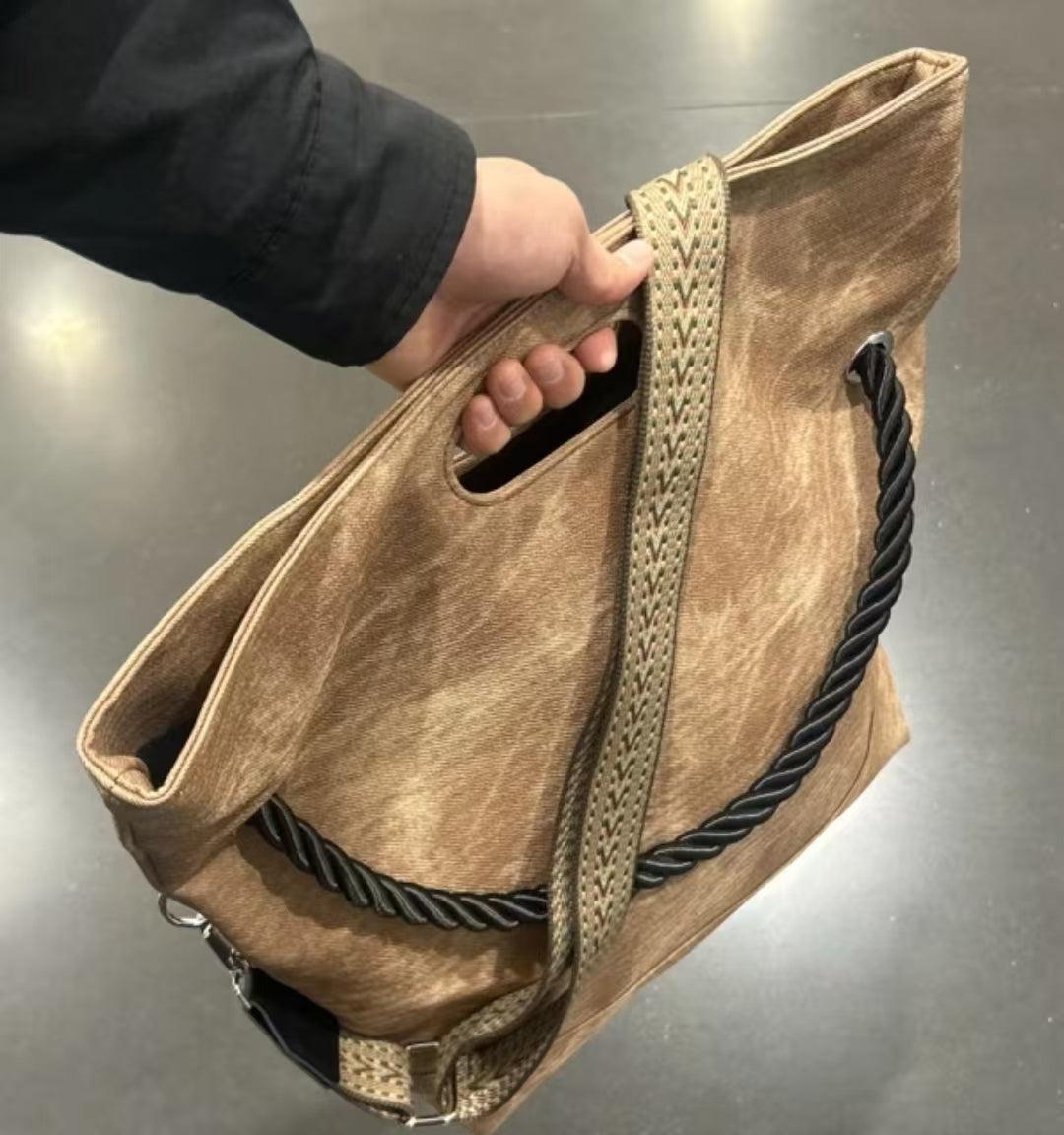 Cartera de hombre (desarrollo de Anchor)